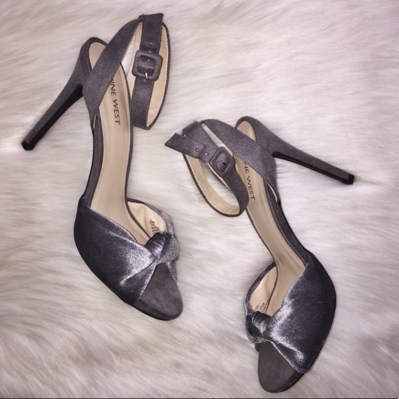 Nine West Shoes - Nine West Grey Velvet Bow Heels